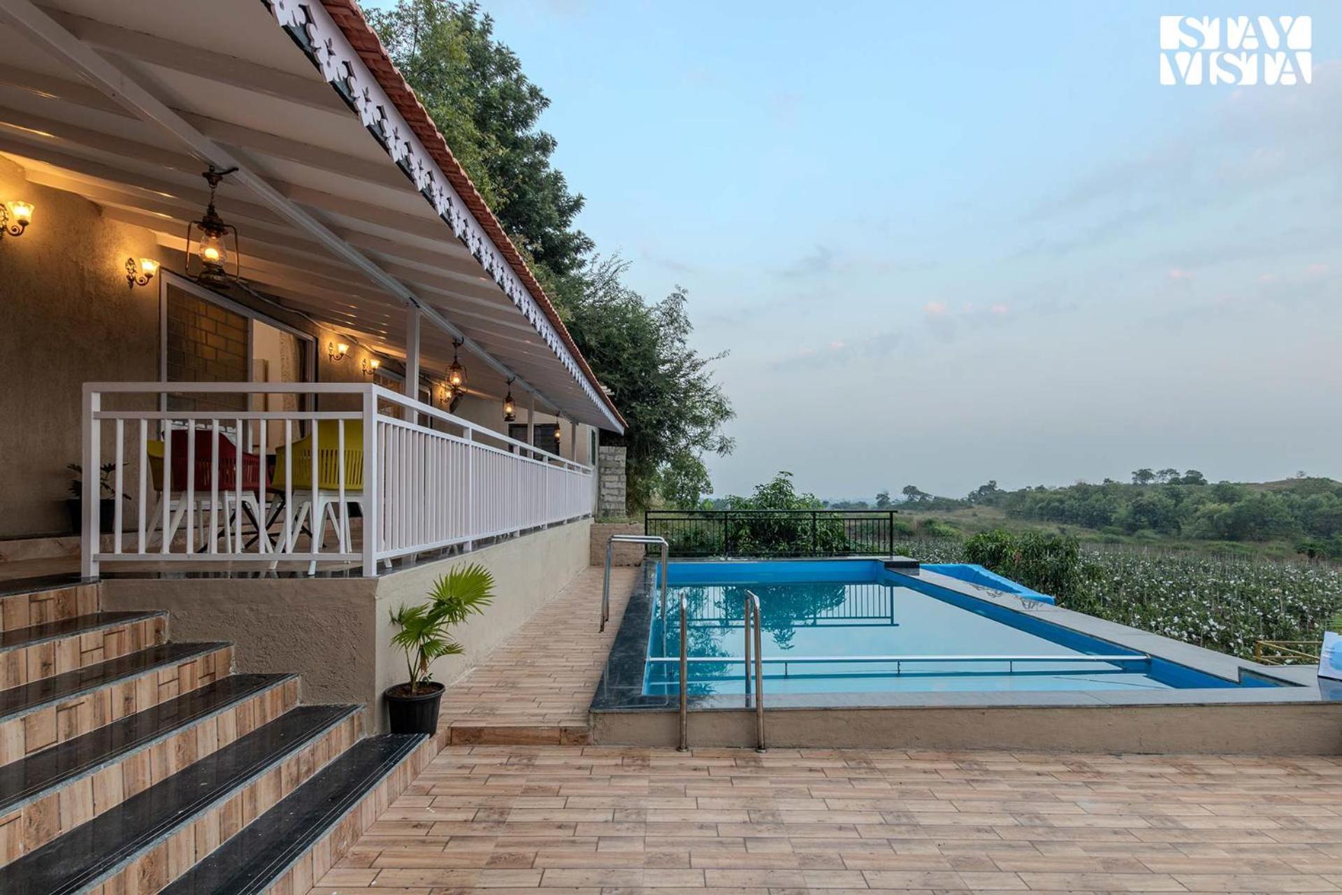 Stayvista'S Harvest Haven - Pool-View Villa With Deck & Machan Near Sula Nashik Ngoại thất bức ảnh